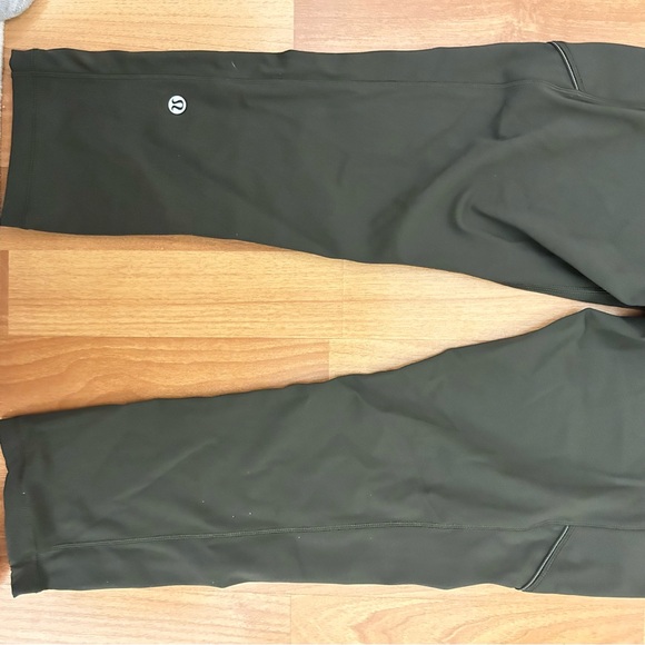 Lululemon Dark Olive Speed Up Crop 21” Medium Rise Athletic Workout Legging - Picture 15 of 15